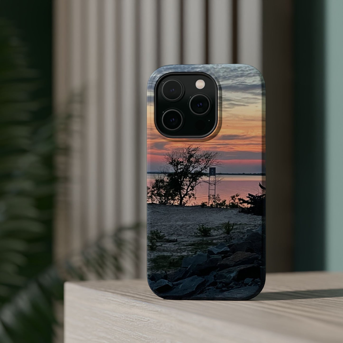 Sunset Shore Magnetic Impact-Resistant Phone Case