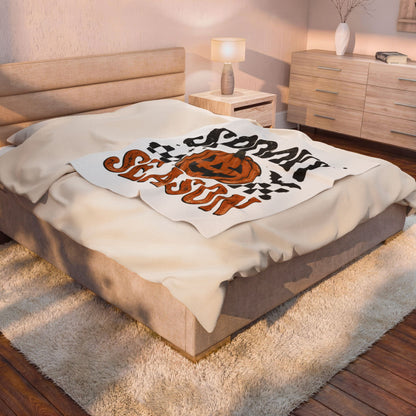 Spooky Season Velveteen Plush Blanket – Halloween Pumpkin Throw