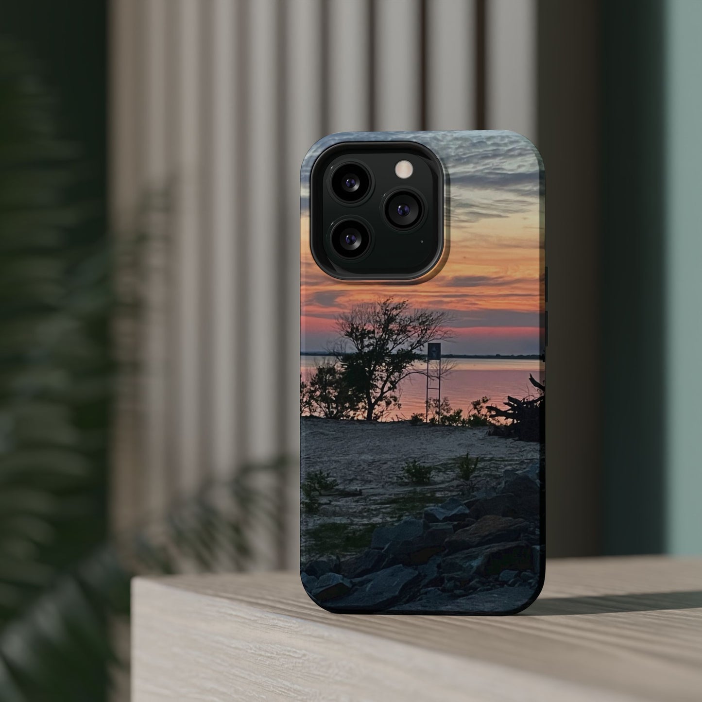 Sunset Shore Magnetic Impact-Resistant Phone Case